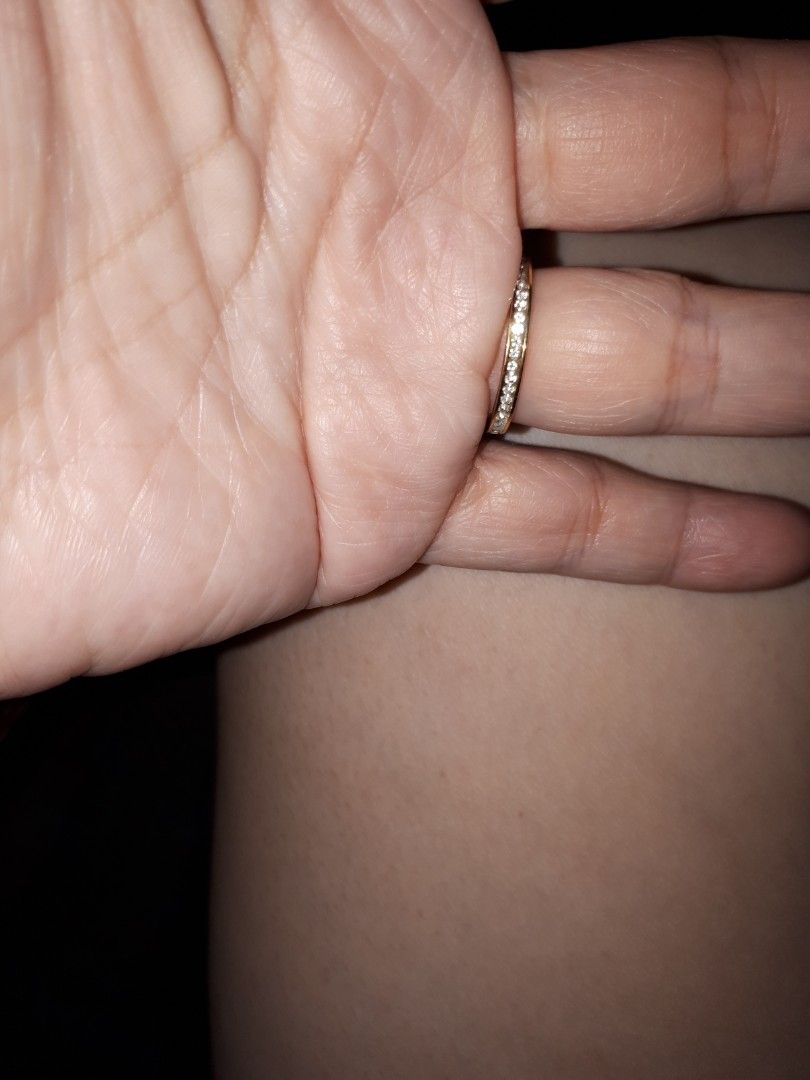 Size 8 studded ring size 8 non tarnish gold (Category: Rings) located in Quezon City. Submitted by secretluxuryshop (Listing ID 1462281338, Image 3). Description: .