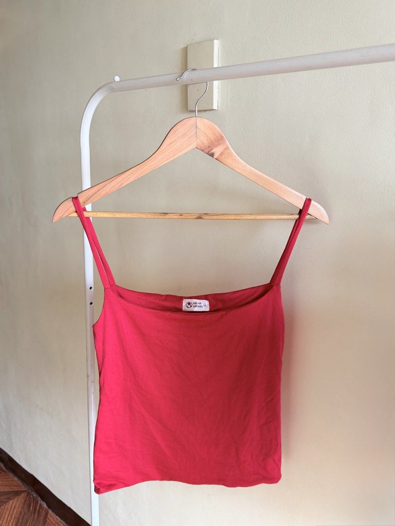 Sleeveless Top (Category: Sleeveless) located in Manila. Submitted by hirayawrites (Listing ID 1462401715, Image 2). Description: PAUBOS SALE!! 🛍️🎀.