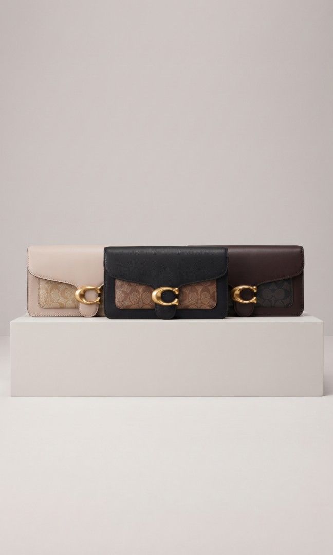 Sling Bag (Category: Luxury Bags & Wallets) located in Davao. Submitted by nisa_chan04 (Listing ID 1460243577, Image 1). Description: - C Sling bag - Leather material - Available in multiple colors - Elegant gold hardware - Ideal for everyday use - Fits all your essentials - Comes with box.