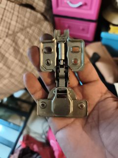 (Category: ) located in . Submitted by epicdolphin.627db4 (Listing ID 1462354376, Image 1). Description: .