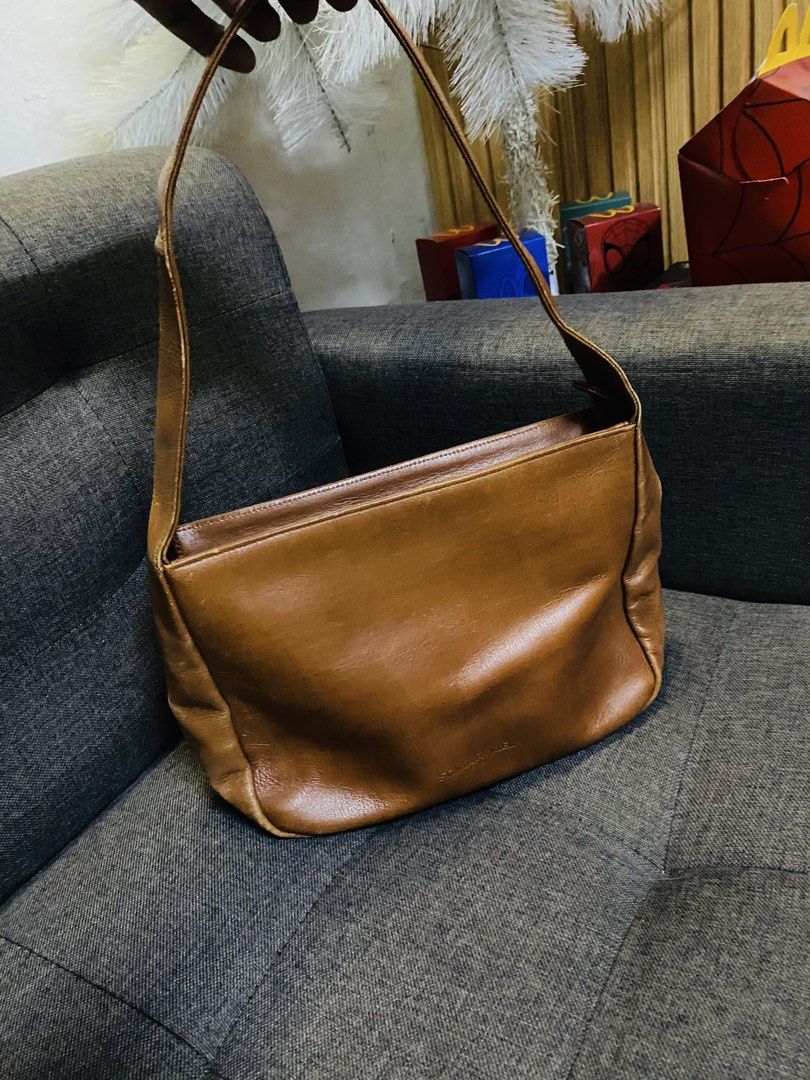Sonia Rykiel leather bag (Category: Shoulder Bags) located in Caloocan City. Submitted by luxurymurayta888 (Listing ID 1462425852, Image 1). Description: nonissue.