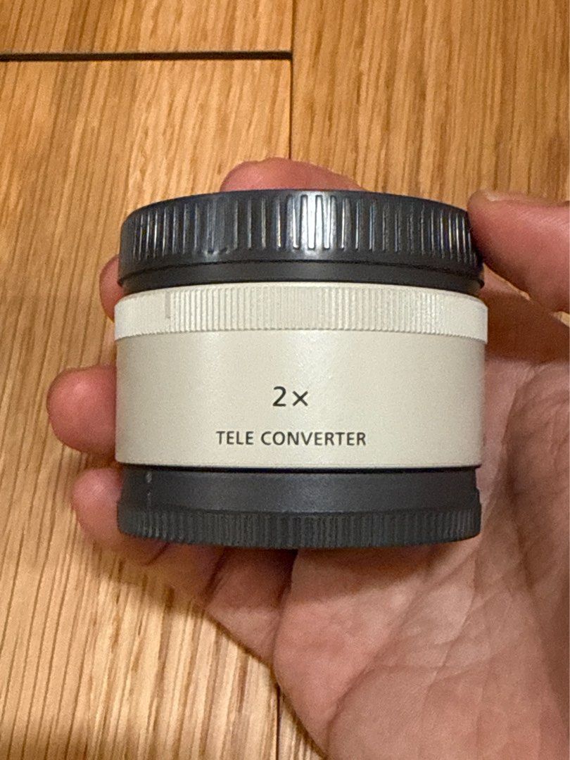 Sony 2x EI Tele Converter $2680 （分類：鏡頭及裝備）位於 Hong Kong。 由 freestone_b704f6 提交（商品編號 1462286843，圖片 1）。簡介： 。