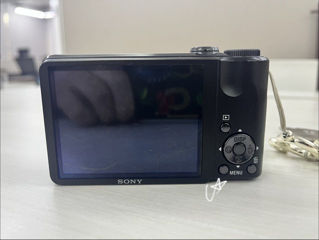 Sony Cybershot DSC-H55 (Category: Cameras) located in Valenzuela. Submitted by 1uvcherrymotion (Listing ID 1462323882, Image 2). Description: — slightly nego — sd card NOT included — 14.1 mp with 10x zoom — fully functional, no issues — slight lcd burn but doesn’t affect results — w/ battery, strap, pouch & charger payment: maya & bank transfer delivery: jnt & lalamove (weekdays only).
