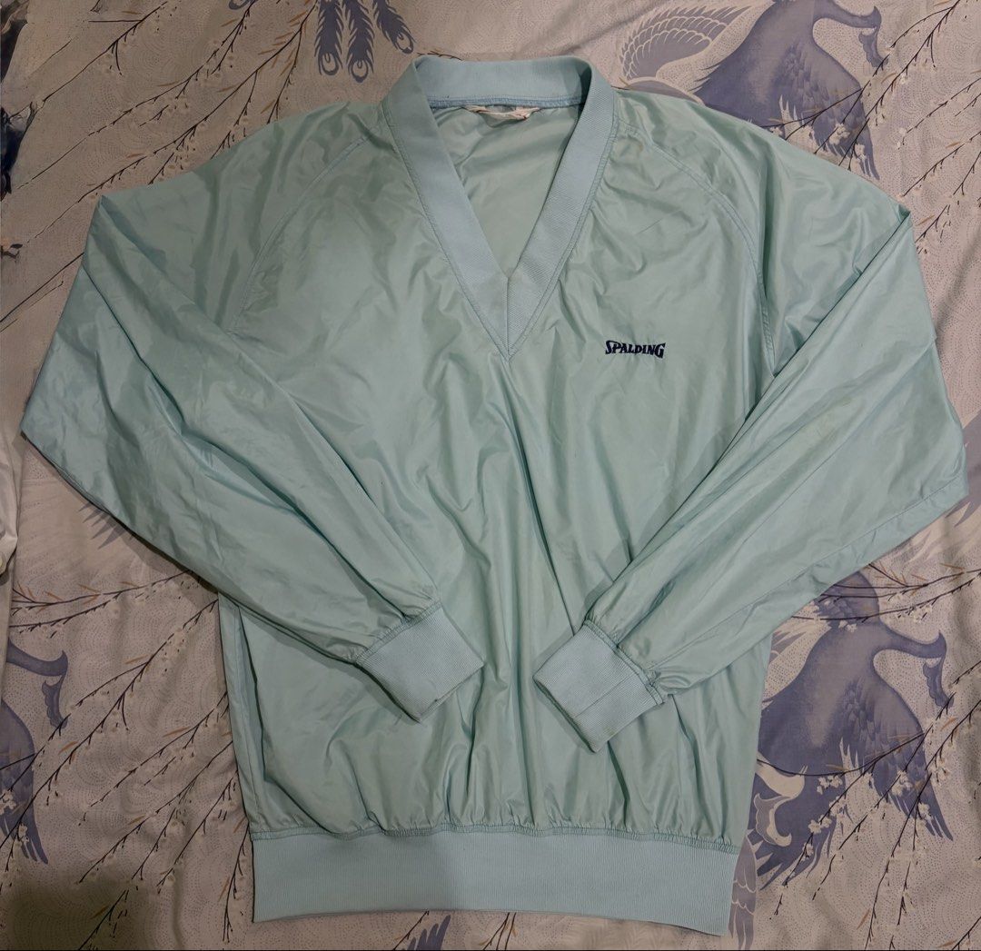 Spalding Jacket (Category: Coats, Jackets and Outerwear) located in Baguio. Submitted by reworn.bgo (Listing ID 1462320554, Image 1). Description: Spalding nylon windbreaker S-M 200 php.