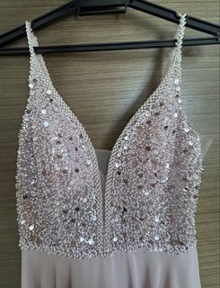 (Category: ) located in . Submitted by rosypinky (Listing ID 1462306466, Image 1). Description: .