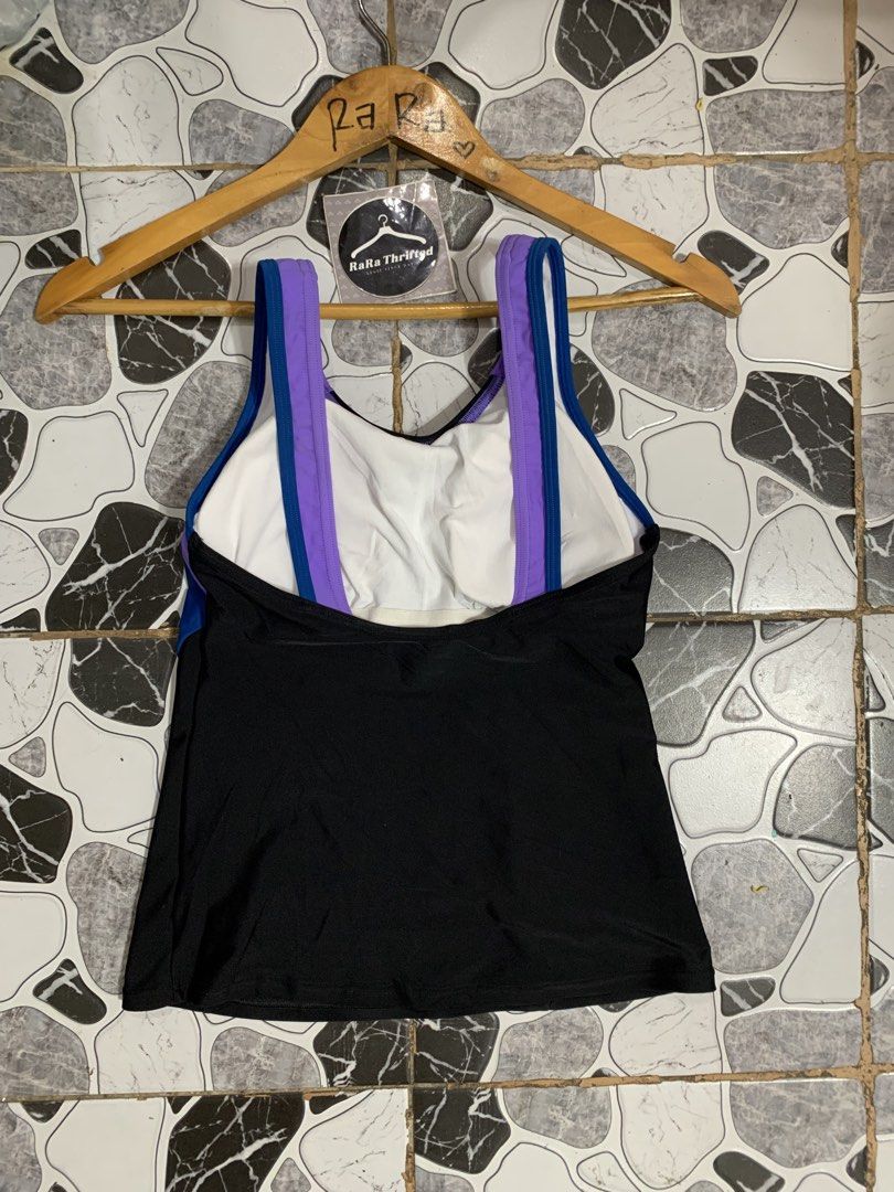 Speedo | hyperboom splice tankini | Medium (Category: Activewear) located in Cebu City. Submitted by rarathriftedcb (Listing ID 1462353484, Image 3). Description: Speedo ✅ Hyperboom Splice tankini Swim wear Embroided logo Padded / Removable pads Size 90 on tag 🏷️ Medium to large for asian Check dimensions Before purchase ✅ 750pesos + sf 95 Location : cebu city Page : RaRa thrifted Jnt nationwide Message us 📩.