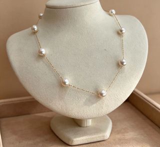 (Category: ) located in . Submitted by aishahgirlshop (Listing ID 1462329125, Image 1). Description: .