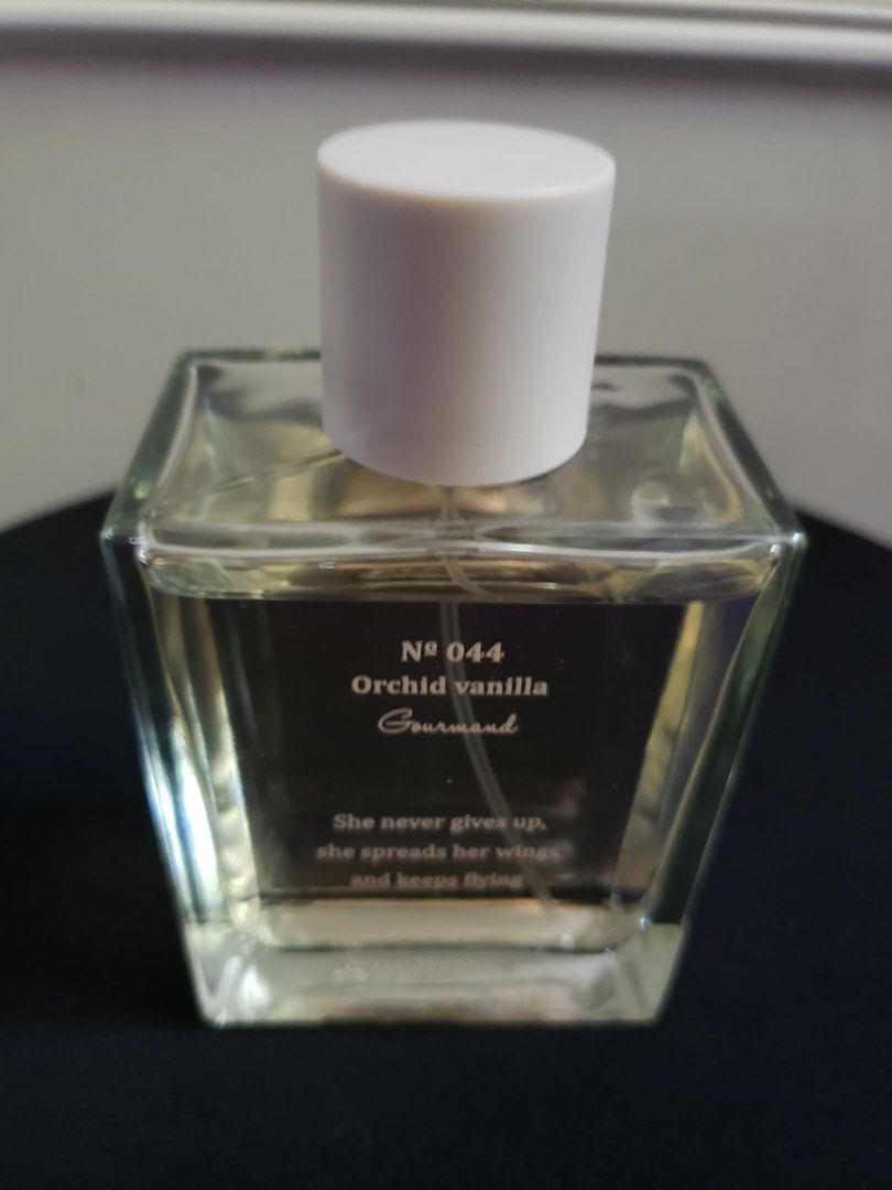 Stradivarius No 044 Orchid Vanilla (Category: Fragrance & Deodorants) located in Calapan. Submitted by shakalak2 (Listing ID 1462268992, Image 1). Description: From Belgium 95% left( used 2xng sis ko).