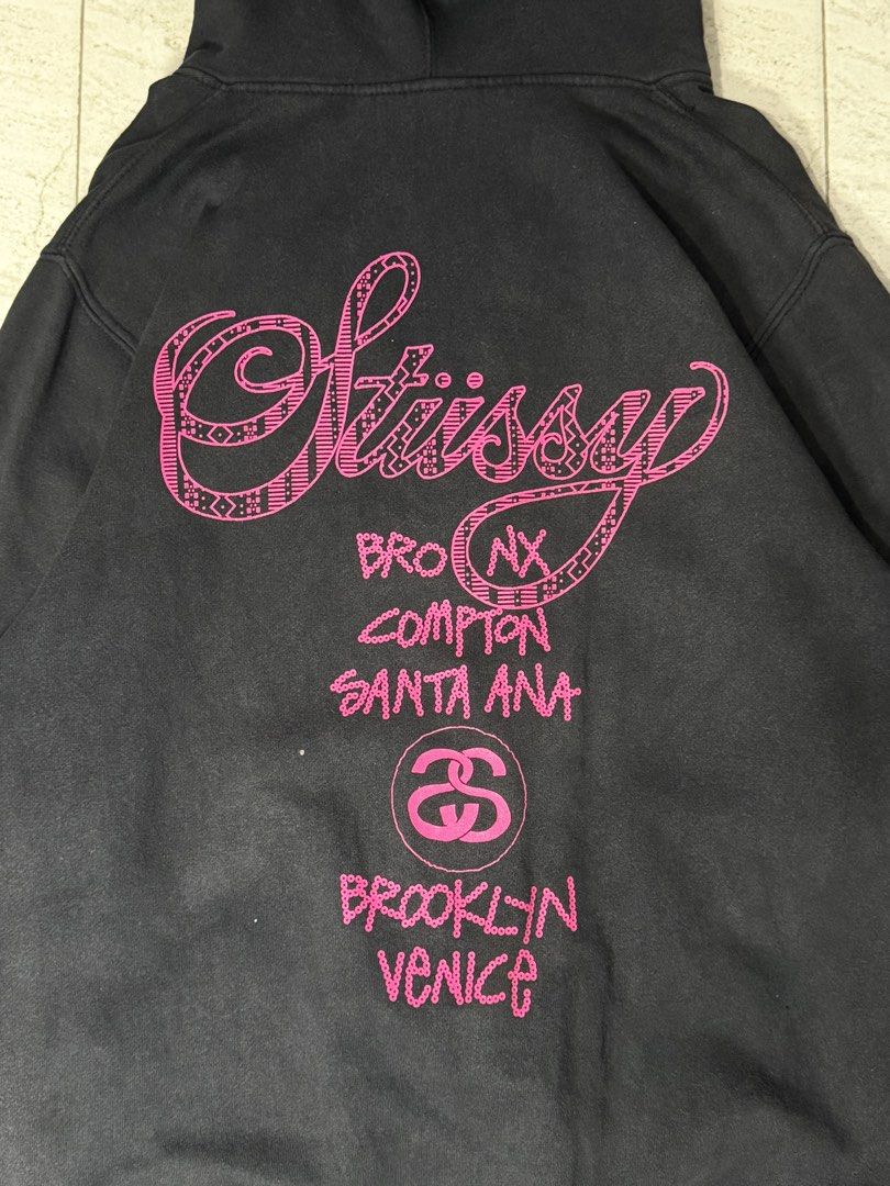 Stussy (Category: Hoodies) located in Dagupan City. Submitted by deals_nsteals00 (Listing ID 1462365017, Image 3). Description: Stussy World Tour Hoodie Medium W:22 L:27.5 Color rate:9/10 Condition:Excellent Issue:Zipper/Sign of usage ₱1,500 shipped.