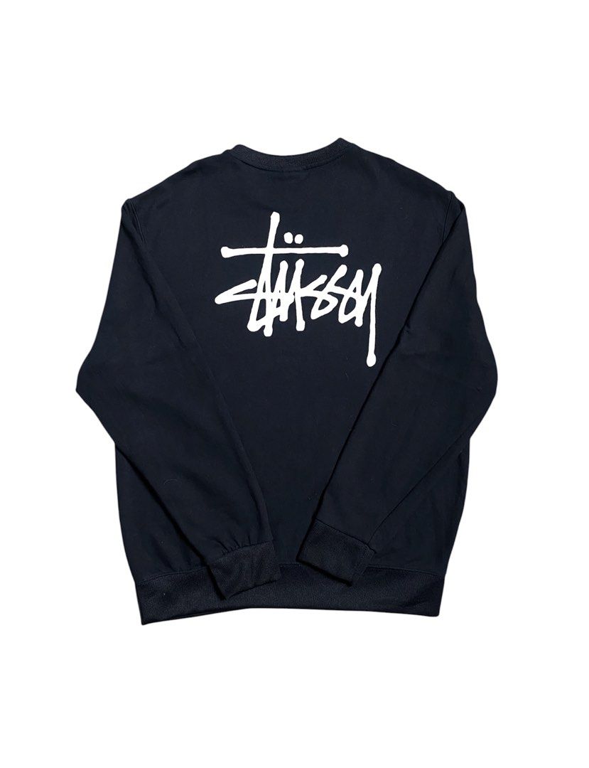 Stussy Basic Logo Mullet Sweater (Category: Coats, Jackets and Outerwear) located in Iloilo. Submitted by anything_goesph (Listing ID 1462392086, Image 1). Description: 23 inch pit to pit 29 inch lenght 26 inch sleeve 20 inch shoulder 9.5/10 color rate see photos for details.