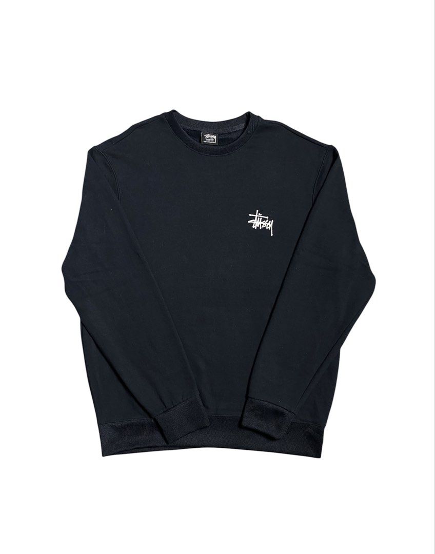Stussy Basic Logo Mullet Sweater (Category: Coats, Jackets and Outerwear) located in Iloilo. Submitted by anything_goesph (Listing ID 1462392086, Image 2). Description: 23 inch pit to pit 29 inch lenght 26 inch sleeve 20 inch shoulder 9.5/10 color rate see photos for details.