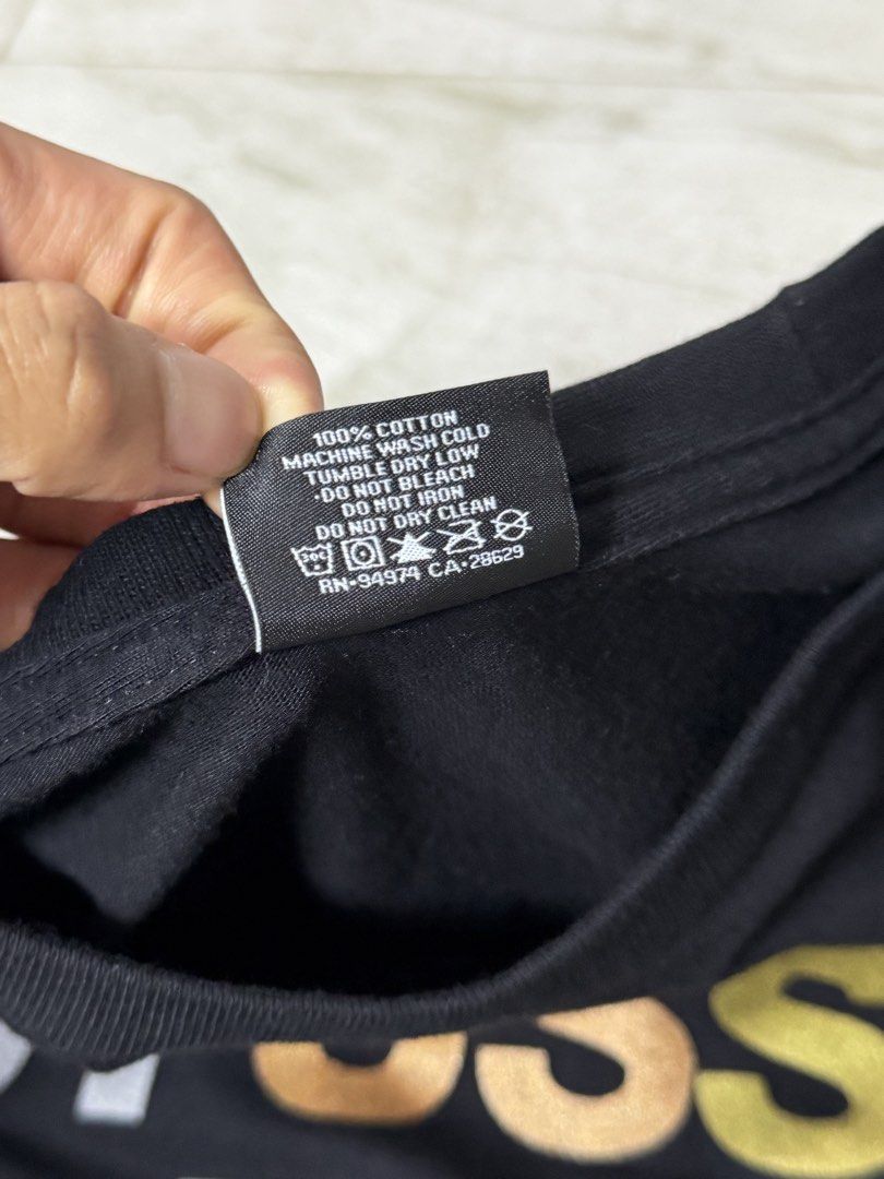 Stussy N4 (Category: Hoodies) located in Dagupan City. Submitted by deals_nsteals00 (Listing ID 1462363898, Image 3). Description: Stussy N4 Longsleeve Small W:17.5 L:27 Color rate:9/10 Condition:Excellent Issue:None! ₱1,300.