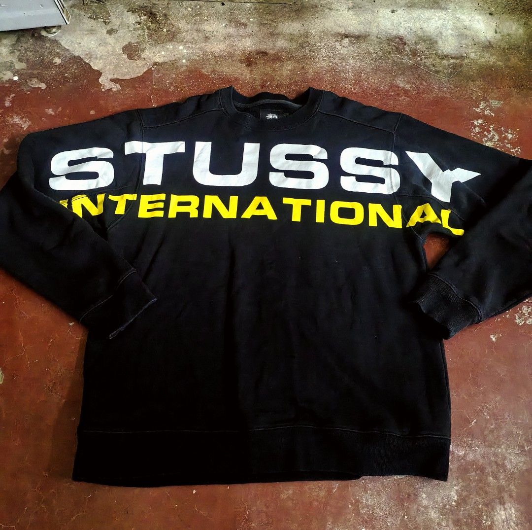 STUSSY script (Category: Coats, Jackets and Outerwear) located in Panabo. Submitted by tirexaspo2 (Listing ID 1462299979, Image 1). Description: Excellent condition No issue DIMENSION 24x30 Large on tag BACK TO BACK LOGO!!!.