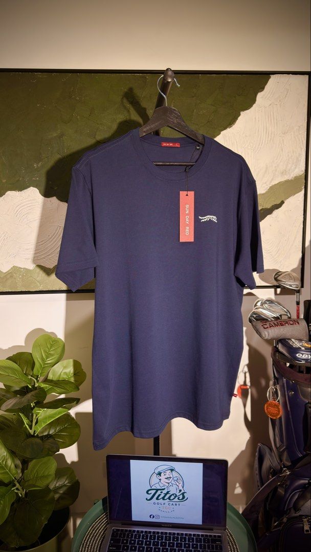 Sunday Red Legend Supima Cotton TShirt (Category: Tshirts & Polo Shirts ) located in Caloocan City. Submitted by lmrconcepcion (Listing ID 1462363284, Image 3). Description: 100% premium Supima cotton tshirt from Sunday Red. Comes with original tags and packaging. MSRP is ₽4.3k. My price is ₽3900. Lalamove or grab available. Meetups available as well in BGC or Makati. .