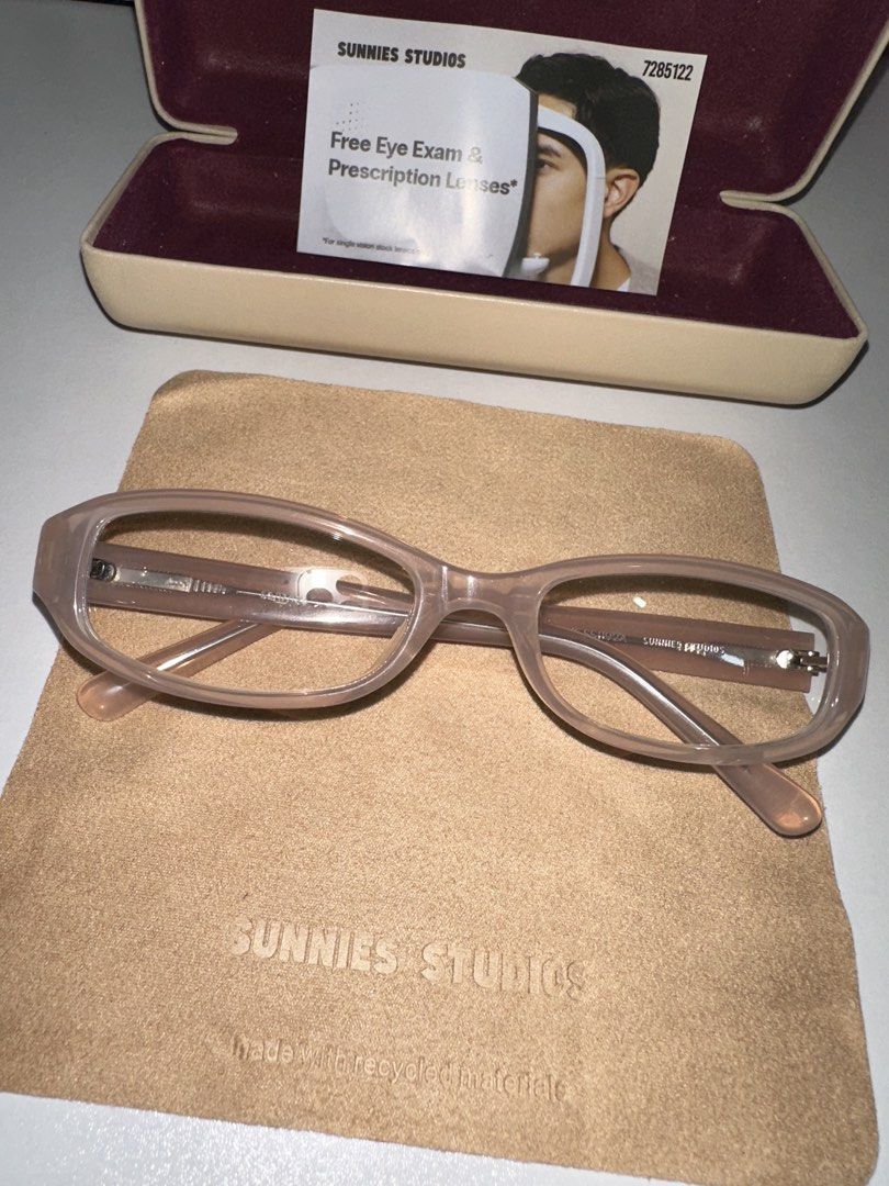 Sunnies Studios LUCY in Taffy Pink (Category: Sunglasses & Eyewear) located in Manila. Submitted by dream.cream (Listing ID 1462360726, Image 3). Description: 💓 Sunnies Studios LUCY in Taffy Pink 💓 - very coquette 🎀 - Brandnew (never used) - rfs: hindi bagay sa face ko (gift only) - with prescription voucher (you can have it graded at any Sunnies store) location: Sampaloc Manila.