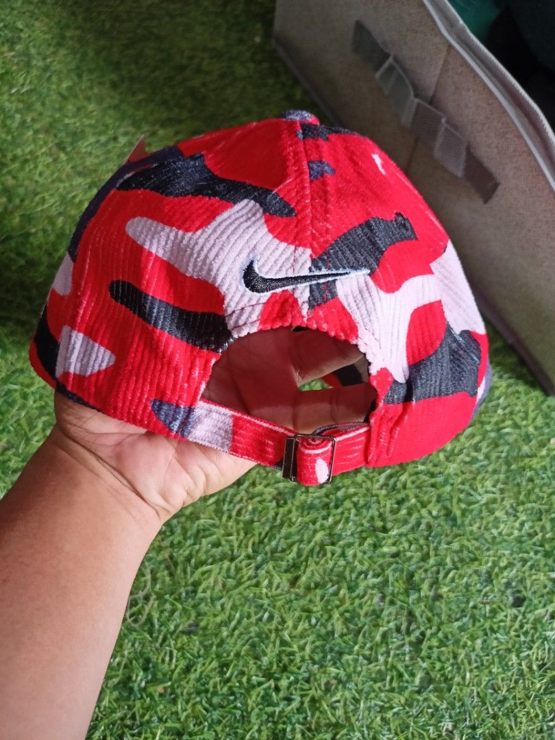 Supreme Nike Camo Corduroy Cap (Category: Caps & Hats) located in Abucay. Submitted by vcc.plug (Listing ID 1462373492, Image 2). Description: Bnew / DS Excellent!.