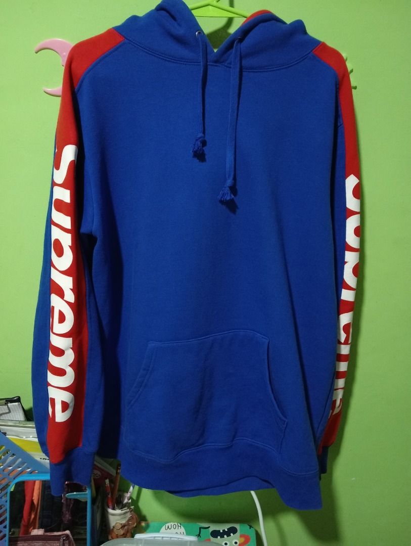 Supreme ss18 pullover hoodie (Category: Luxury Apparel) located in Caloocan City. Submitted by yazzielux (Listing ID 1462431666, Image 2). Description: Negotiable Supreme hoodie pullover Size large .