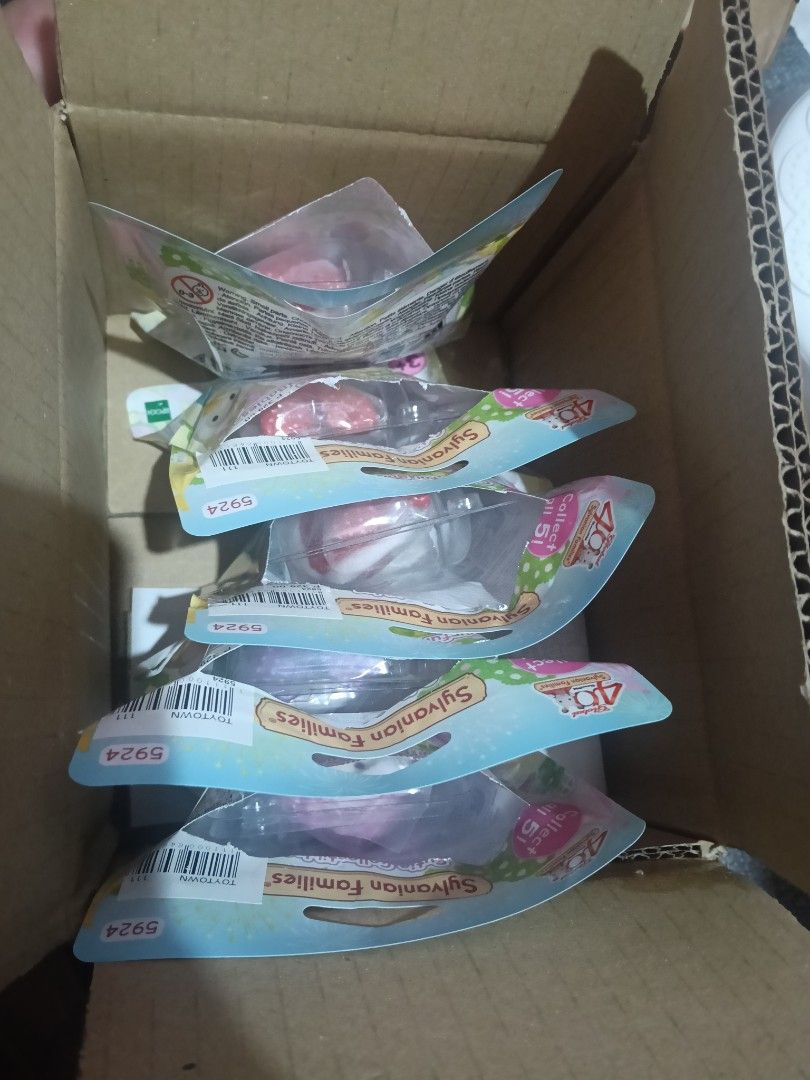 Sylvanian Bunnies Confirmed (Category: Figurines & Statues) located in Manila. Submitted by lovelycoloursss (Listing ID 1459724046, Image 1). Description: for sale 1800 5pcs 3 red, 1 violet and 1 pink if tingi red and violet srp sold pink ❌ loc recto manila mod j&t / same day delivery mop gcash / maya.