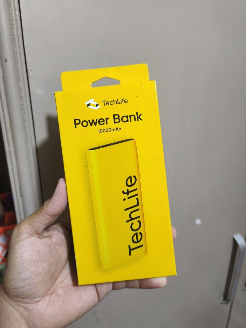 Techlife powerbank 10,000 mah (Category: Batteries & Power Banks) located in Manila. Submitted by daily.tipid (Listing ID 1462405411, Image 1). Description: Techlife powerbank 10,000 mah 899 LBC,jnt or lalamove.