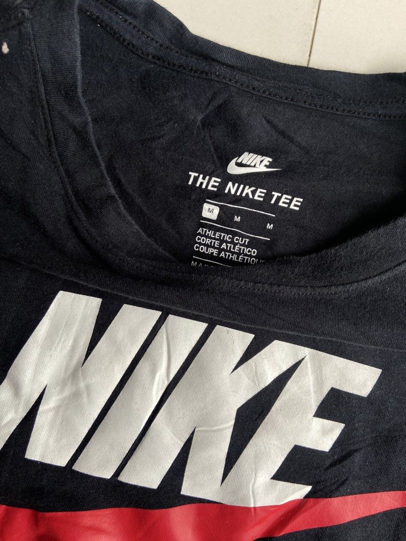 The Nike Tee (Category: Tshirts & Polo Shirts ) located in Panabo. Submitted by thrifty.red (Listing ID 1462299439, Image 2). Description: 19x26.5 excellent.