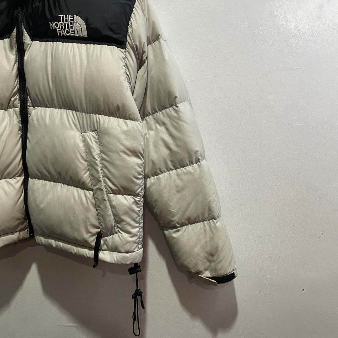 The North Face 1996 Retro Nuptse Jacket S/M (Category: Coats, Jackets and Outerwear) located in Antipolo. Submitted by bentakahitanoano (Listing ID 1462385692, Image 2). Description: Still in good condition Size small can fit medium womens Pit to pit 21 Length 23.