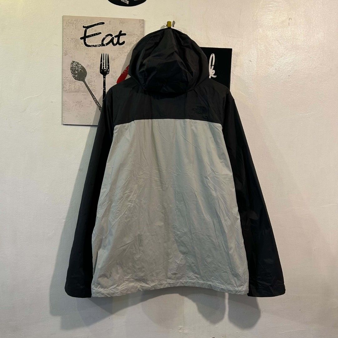 The North Face Men's Gray Venture 2 Jacket (Category: Coats, Jackets and Outerwear) located in Quezon City. Submitted by streetwearandluxph (Listing ID 1462396480, Image 2). Description: The North Face Men's Gray Venture 2 Jacket.