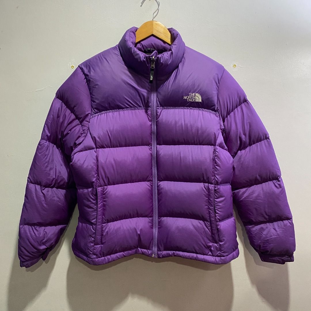 The North Face Nuptse Puffer Jacket L/XL (Category: Coats, Jackets and Outerwear) located in Antipolo. Submitted by bentakahitanoano (Listing ID 1462384794, Image 1). Description: Still in good condition Size XL womens Pit to pit 24 Length 26.5.