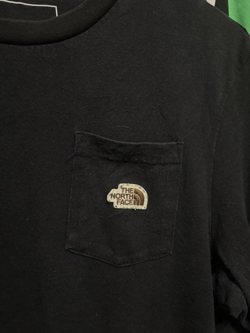 The North Face Pocket Tee (Category: Activewear) located in Manila. Submitted by thriftthriftlang.aklan (Listing ID 1462364053, Image 2). Description: The North Face Pocket Tee Dimes-21x25 Condition-Excellent Condition Color Rate-9/10 Issue-Minimal Lints.
