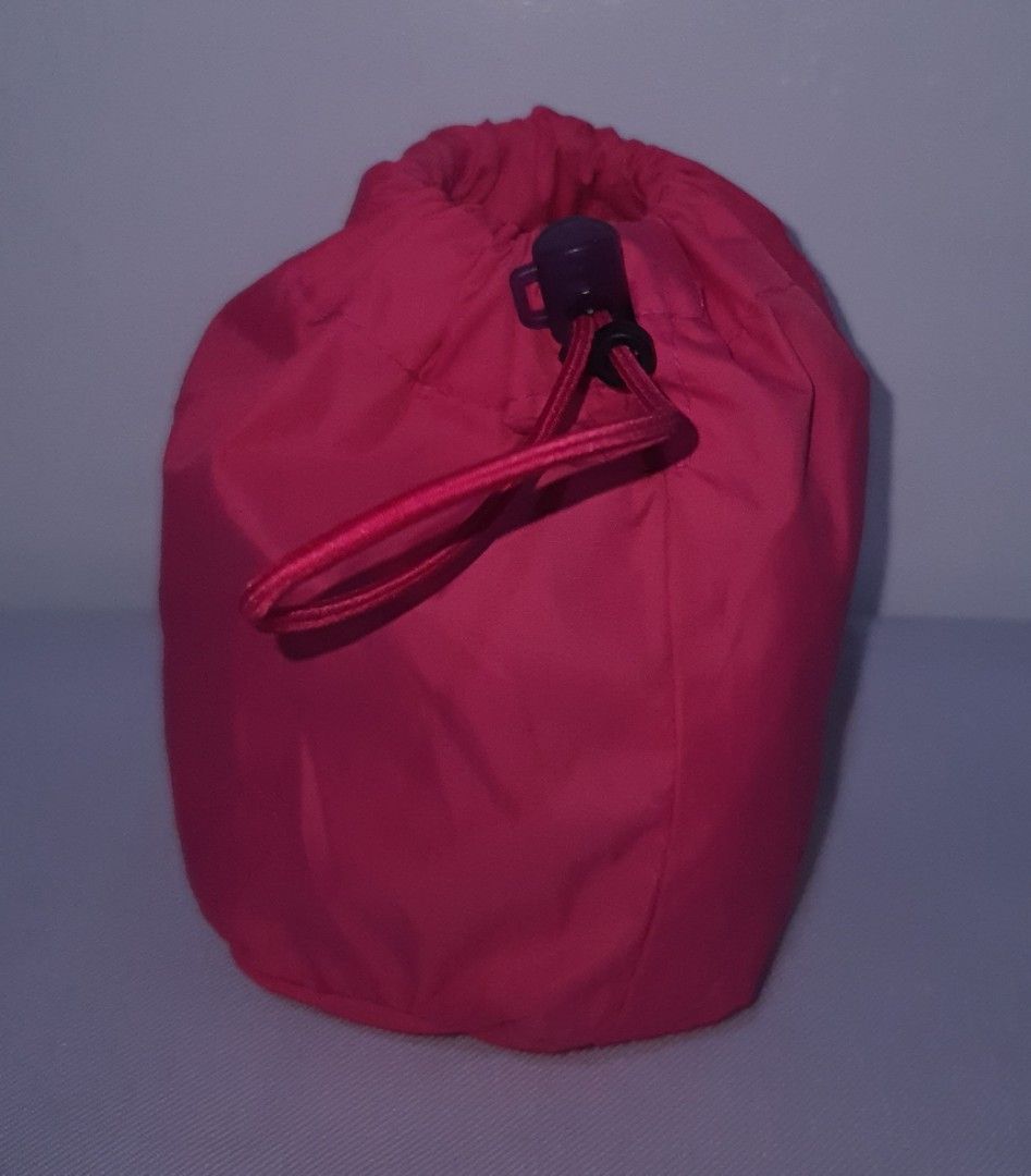 The North Face Pouch Pink Pouch Nylon (Category: Purses & Pouches) located in Baguio. Submitted by missyjhen81 (Listing ID 1462352480, Image 3). Description: 📝📷Products and Photos and Information • Onhand • Actual photos • Clean items • Accurate sizes • Fast replies • Careful packing • Honest descriptions *Product color image may slightly differ due to lighting. 💳Payment Methods • GCASH • Maya • BPI Bank Transfer NOTE: • Make an offer only if 