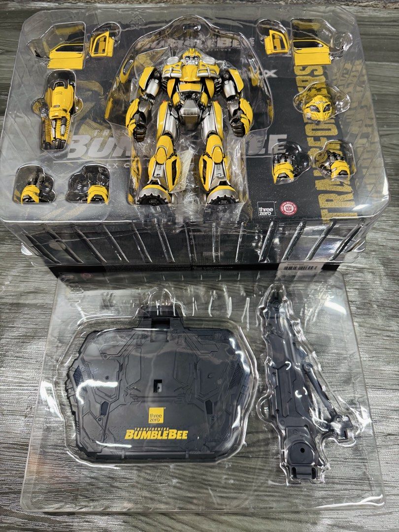 THREEZERO BUMBLE BEE 3A (Category: Figurines & Statues) located in Paranaque City. Submitted by icko007 (Listing ID 1462301904, Image 3). Description: THREEZERO BUMBLE BEE 3A Bib no issue - 7999 Only Last Price No Rush Shipping /Dibs now pay now Location Paranaque Payment Gcash/Bpi Shipping Lalamove/Lbc Buyers Risk / Fee ‼️Seller is not responsible for: lost, stolen, or damaged packages..