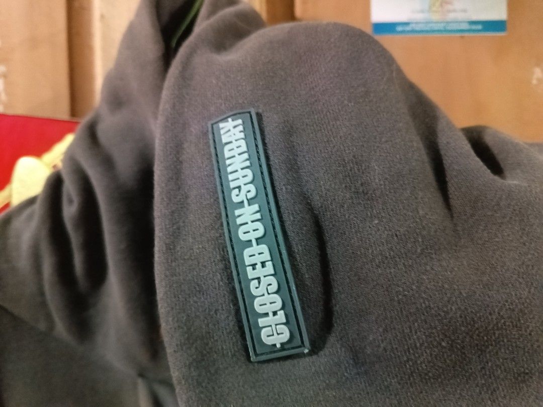 thrift hoodies (Category: Community) located in Tanauan. Submitted by tyrone4 (Listing ID 1462318747, Image 2). Description: Closed On Sunday,limited item and an boutique/indie streetwear brand known for producing small-batch, numbered merchandise 127/200 (inspired by streetwear concepts, merch culture, and custom button-snap high-neck hoodie cuts)..