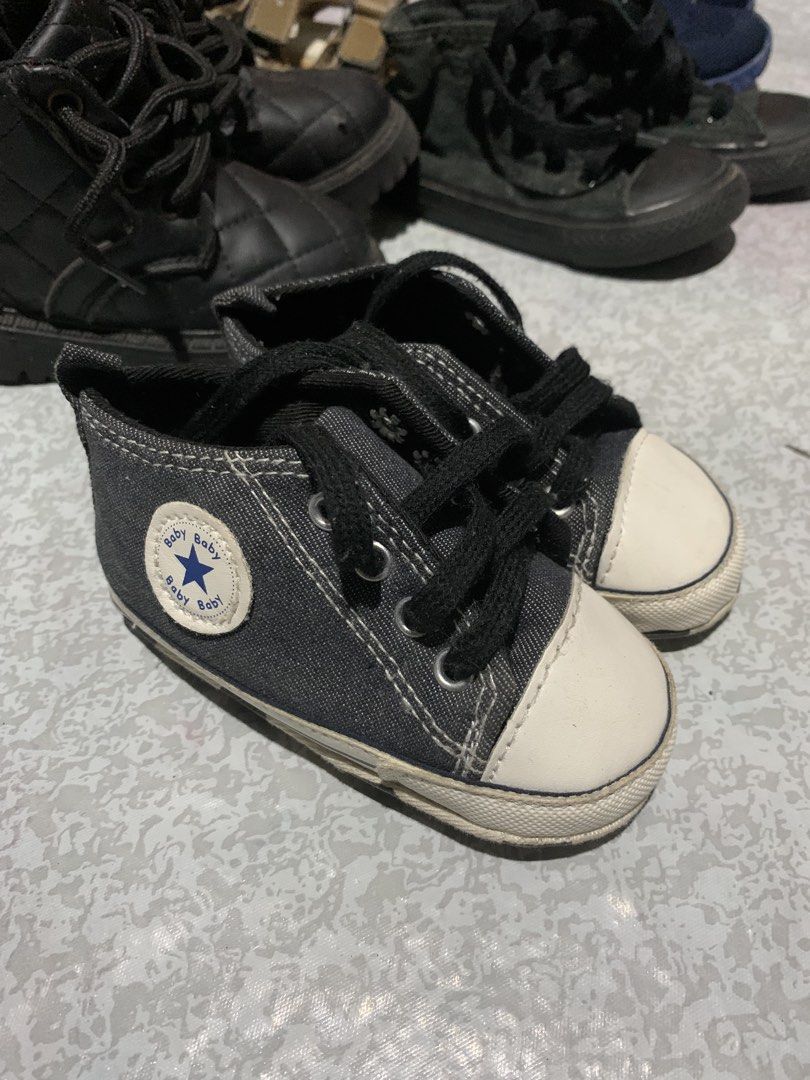 Toddler Shoes (Category: Babies & Kids Fashion) located in Manila. Submitted by alcentjames03 (Listing ID 1462414563, Image 2). Description: 50 pesos each laba lang po with minimal issues Can do meet up or ship.