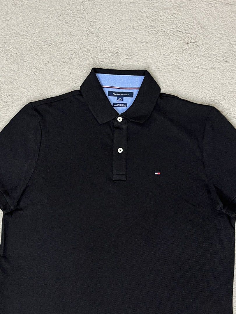 Tommy Hilfiger Polo (Category: Luxury Apparel) located in Manila. Submitted by luxarchive (Listing ID 1462316995, Image 3). Description: - best fit medium to large - dimes 21.5x27 - color rate 9.8/10 - issue NONE.