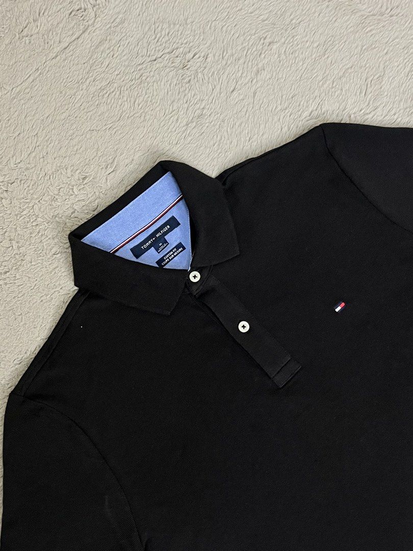 Tommy Hilfiger Polo (Category: Luxury Apparel) located in Manila. Submitted by luxarchive (Listing ID 1462316995, Image 2). Description: - best fit medium to large - dimes 21.5x27 - color rate 9.8/10 - issue NONE.
