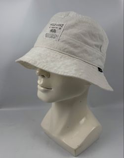 (Category: ) located in . Submitted by nadiya_store (Listing ID 1462437505, Image 1). Description: .