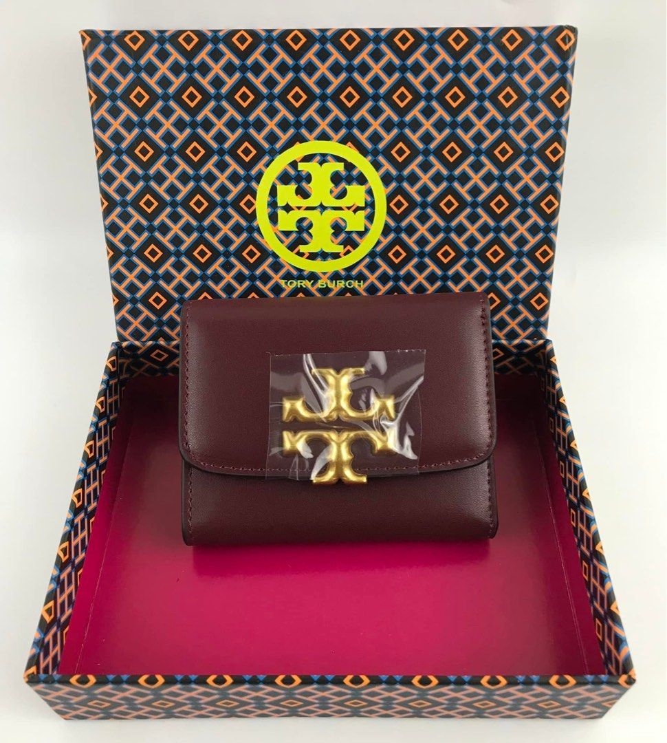 Tory Burch Eleanor Small Trifold Wallet (Category: Wallets & Card holders) located in Binan City. Submitted by pinkykeenshop (Listing ID 1462438518, Image 1). Description: .