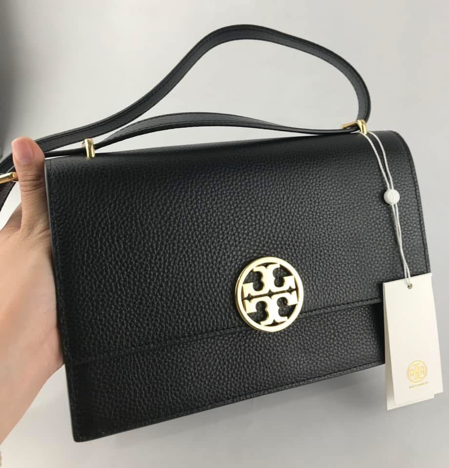 Tory Burch Miller Convertible Messenger Bag (Category: Shoulder Bags) located in Binan City. Submitted by pinkykeenshop (Listing ID 1462438968, Image 2). Description: .