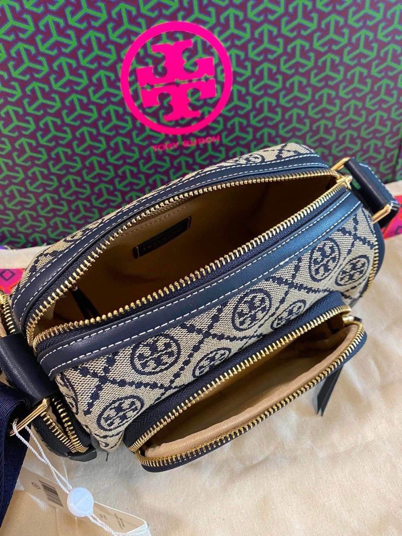 Tory Burch T Monogram Pocket Crossbody (Category: Cross-body Bags) located in Bulacan. Submitted by mykakarizza (Listing ID 1462374940, Image 3). Description: .