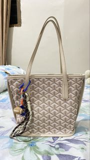 (Kategori: ) berada di . Dikirim oleh nazihaelfaretta_ (ID iklan 1462435360, Gambar 1). Deskripsi: .