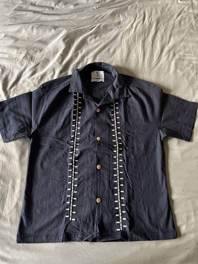 Tropiko Polo (Large) (Category: Tshirts & Polo Shirts ) located in Muntinlupa City. Submitted by alabang__thrift (Listing ID 1462309978, Image 1). Description: .