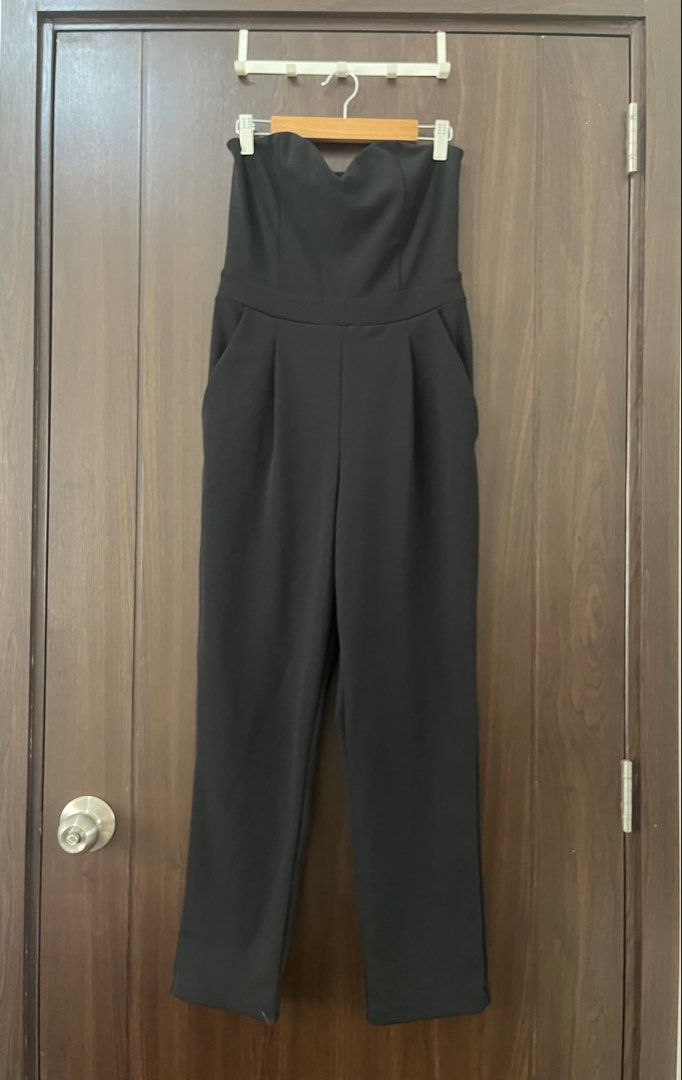 Tube BustierJumpsuit (Category: Coats, Jackets and Outerwear) located in Manila. Submitted by mentone (Listing ID 1462330783, Image 3). Description: Tag was cut off (forgot the brand) Fit to 28-29” waist.