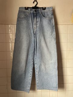 (Category: ) located in . Submitted by barevintage (Listing ID 1462291384, Image 1). Description: .