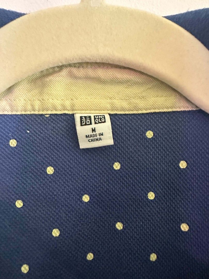 Uniqlo Blue Polo Shirt (Category: Tshirts & Polo Shirts ) located in Legazpi City. Submitted by aprilluxefinds (Listing ID 1462290705, Image 3). Description: Uniqlo Blue Polo Shirt Size medium on tag Cotton material.