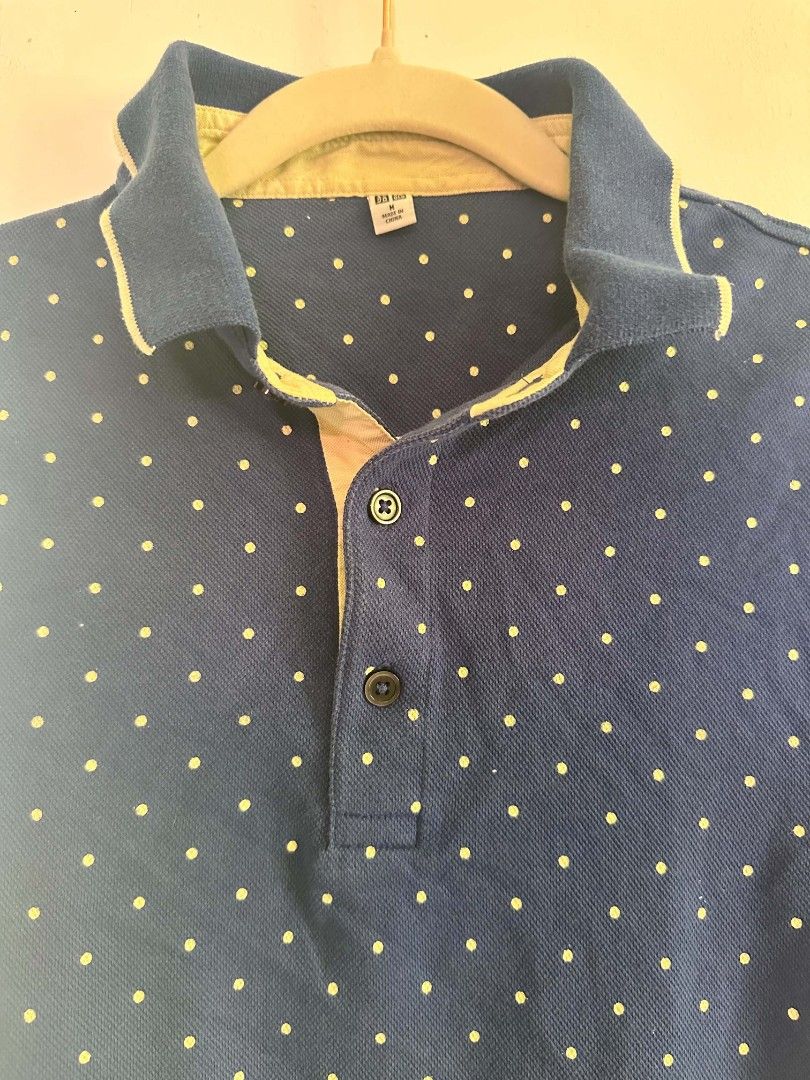 Uniqlo Blue Polo Shirt (Category: Tshirts & Polo Shirts ) located in Legazpi City. Submitted by aprilluxefinds (Listing ID 1462290705, Image 2). Description: Uniqlo Blue Polo Shirt Size medium on tag Cotton material.