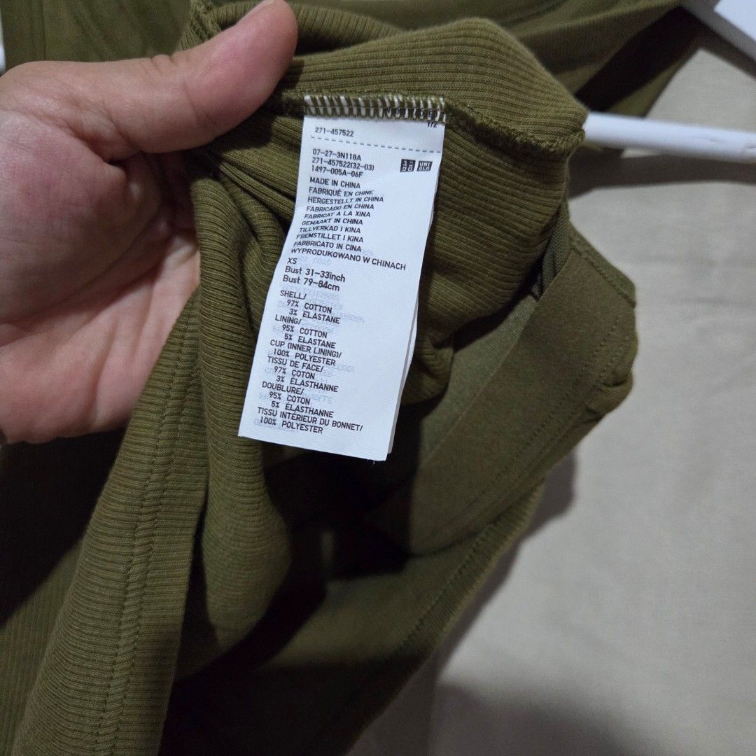 UNIQLO PADDED RIBBED (Category: Sleeveless) located in Santiago. Submitted by fromboxes (Listing ID 1462264621, Image 2). Description: Like new Ships thru J&T Isabela North Luzon Shipping Nationwide No rush shipping 😊😊.