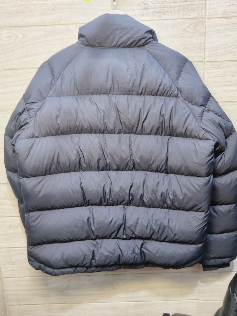UNIQLO ULDJ JW ANDERSON (Category: Coats, Jackets and Outerwear) located in Sorsogon. Submitted by mang_thrift2 (Listing ID 1462349085, Image 2). Description: M on tag 24W23/26L.