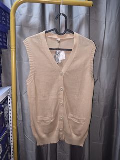 (Category: ) located in . Submitted by chloe_clothingco. (Listing ID 1462355466, Image 1). Description: .