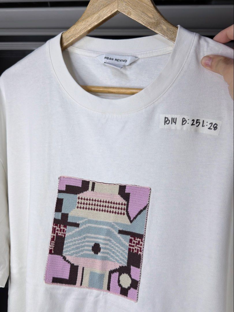 URBAN REVIVO SHIRT (B14) (Category: Tshirts & Polo Shirts ) located in Bulacan. Submitted by nicolaiscloset (Listing ID 1462425873, Image 3). Description: .