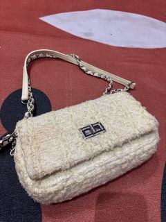 (Category: ) located in . Submitted by thriftbagph (Listing ID 1462417143, Image 1). Description: .