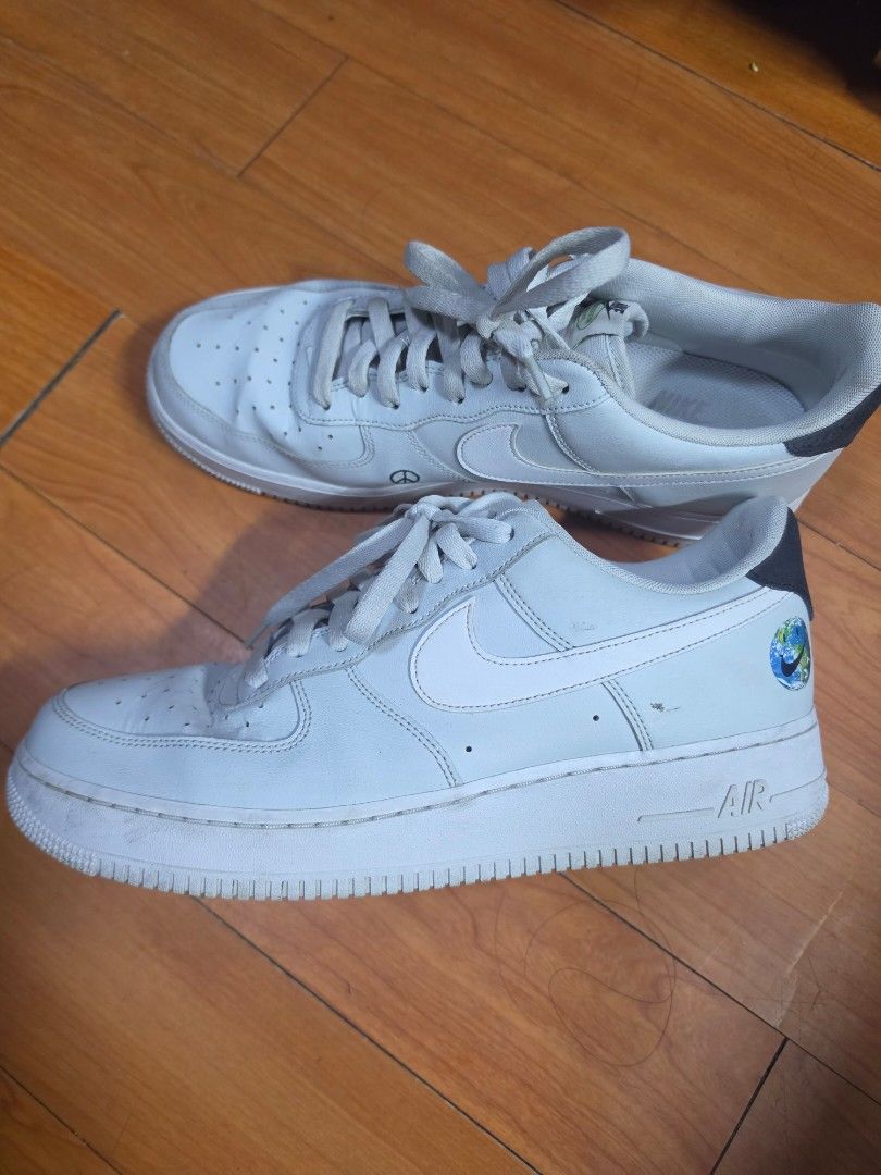 US 12 MEN Nike Air Force 1 Low White (Category: Sneakers) located in Muntinlupa City. Submitted by kc_10 (Listing ID 1462266744, Image 2). Description: - Classic white Nike Air Force 1s - Size: 12 US Men's - Condition: Used, with minor scuffs and creasing from normal wear - Plenty of life left for everyday wear.